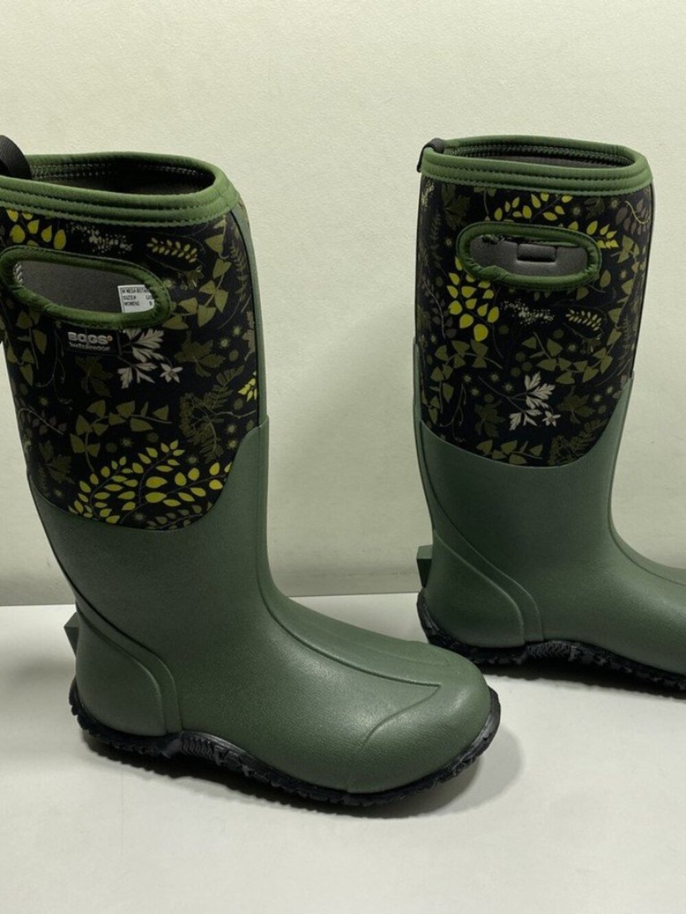 Bogs Womens Mesa Botanical Boots Size 9 Waterproof Insulated Pull-On Tall Green